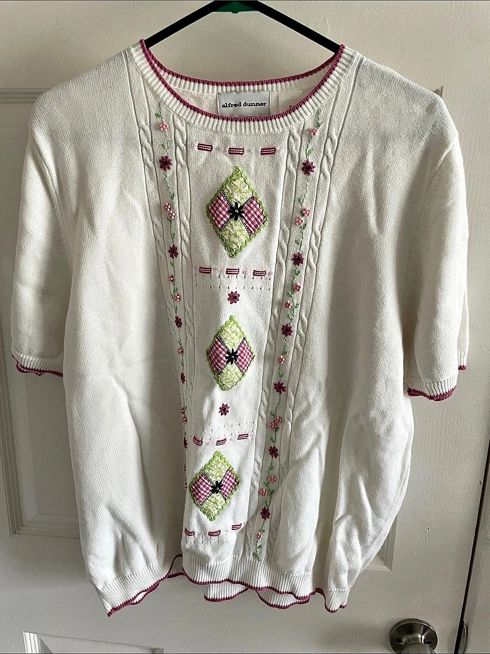 Alfred Dunner Embroidered Tunic in White & Pink XL